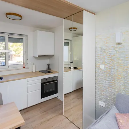 Nada Apartment Split