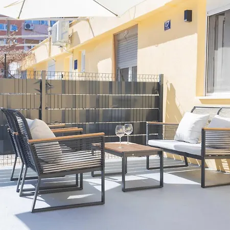 Nada Апартаменты *